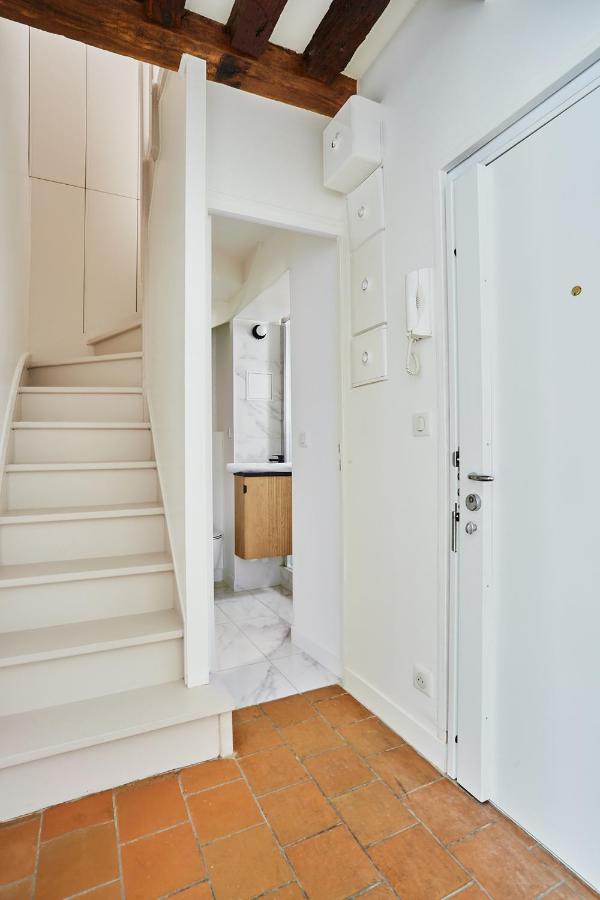 Apartment Louvre Museum By Studio Prestige Paris Luaran gambar
